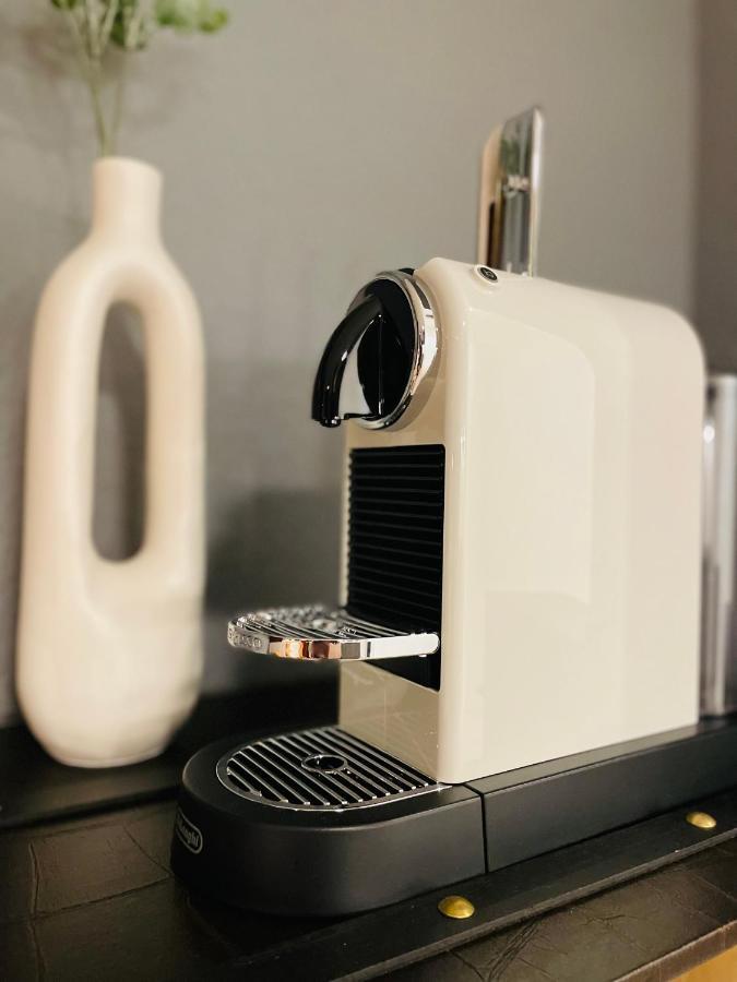 Klassen Stay - Exklusives Apartment Am Hbf - Kueche, Netflix, Kingsizebett Coblenza Esterno foto